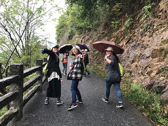 風雨同舟毅路共行-歐感科技團隊春游記